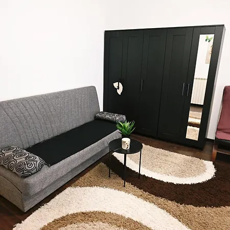Cozy & Colorful Apartment *